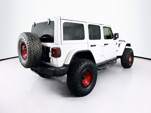 Used 2019 Jeep Wrangler Unlimited Rubicon AWD/4WD image 9