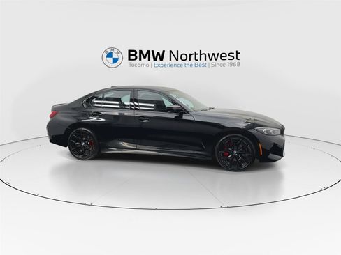 Used 2026 BMW 330i xDrive Sedan w/ M Sport Package image 5