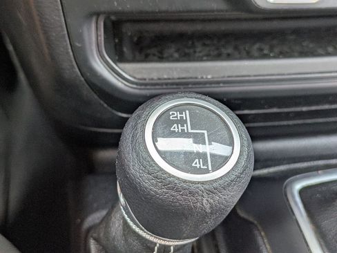 Used 2018 Jeep Wrangler Unlimited Sahara w/ Cold Weather Group AWD/4WD image 22
