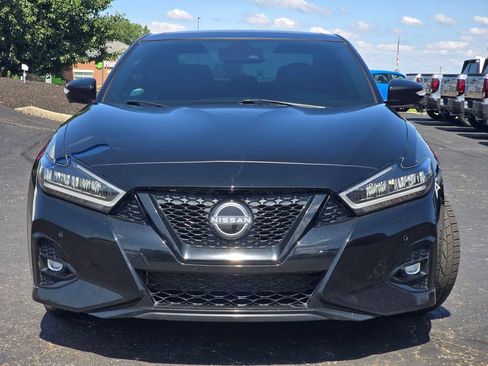 Used 2023 Nissan Maxima SR w/ Sport Mat Group FWD image 4