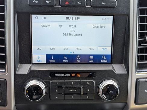 Used 2020 Ford F150 Lariat w/ Equipment Group 502A Luxury image 14