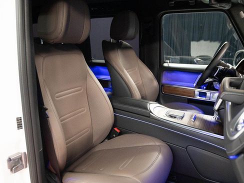 Certified 2025 Mercedes-Benz G 550 image 12