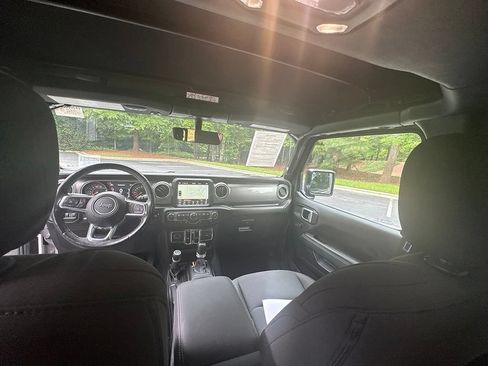 Used 2020 Jeep Wrangler Unlimited Sahara AWD/4WD image 24