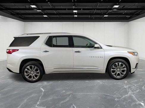 Used 2018 Chevrolet Traverse Premier image 6