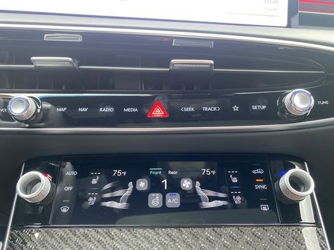 New 2026 Genesis GV70 3.5T Sport Prestige image 19