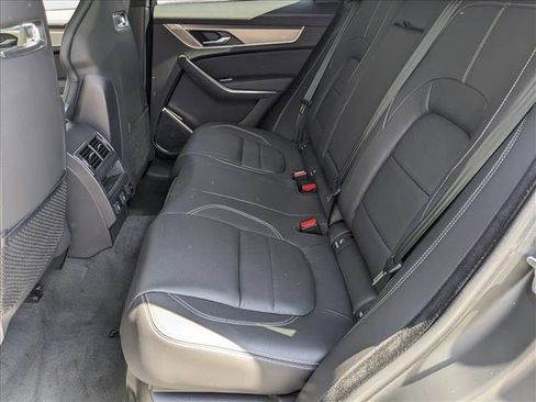 New 2025 Jaguar F-PACE R-Dynamic S image 15