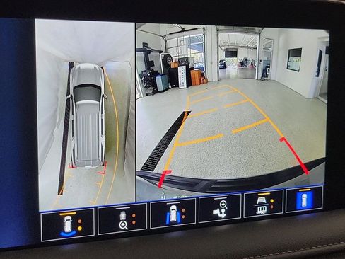 Certified 2024 Chevrolet Tahoe LT w/ Luxury Package image 16