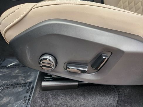 New 2026 Volvo XC90 T8 Plus w/ Protection Package Premier image 12