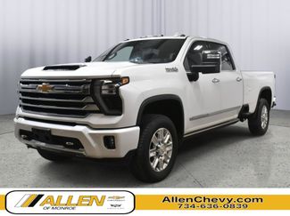 Used 2024 Chevrolet Silverado 3500 High Country w/ High Country Premium Package AWD/4WD video 1