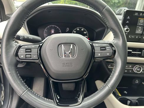 Used 2023 Honda HR-V EX-L image 18