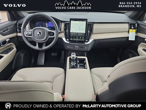 New 2026 Volvo XC90 B6 Plus w/ Protection Package Premier AWD/4WD image 5