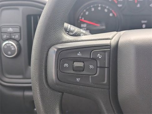 Used 2023 Chevrolet Silverado 1500 Custom image 23