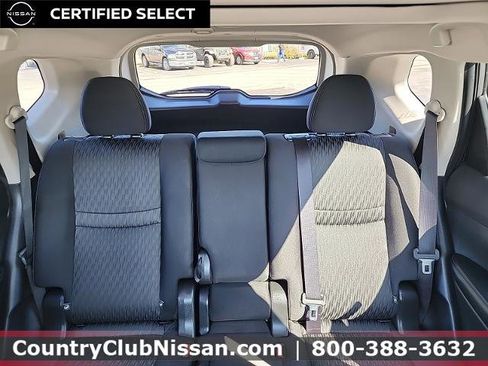 Certified 2019 Nissan Rogue SV w/ Sun & Sound Touring Package image 24