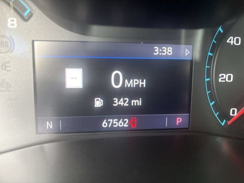 Used 2019 Chevrolet Colorado Z71 AWD/4WD image 12