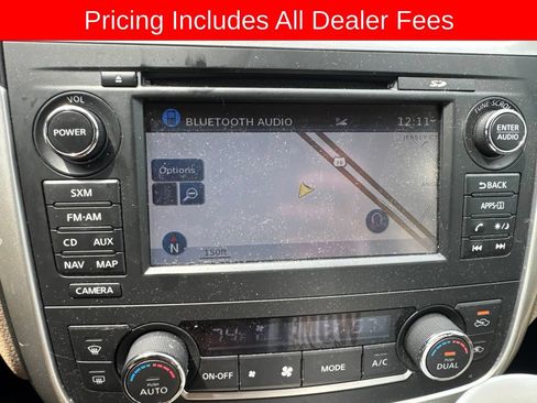 Used 2016 Nissan Altima 2.5 SL w/ 2.5 Technology Package FWD image 6
