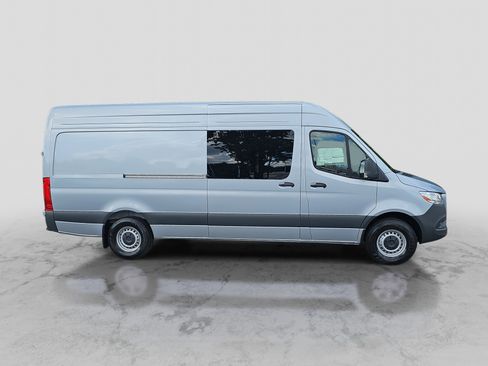 New 2026 Mercedes-Benz Sprinter 2500 image 4