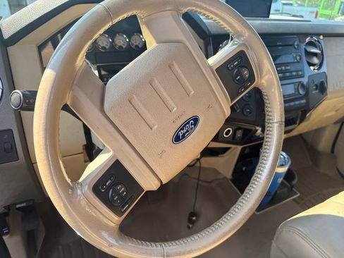 Used 2008 Ford F250 Lariat AWD/4WD image 11
