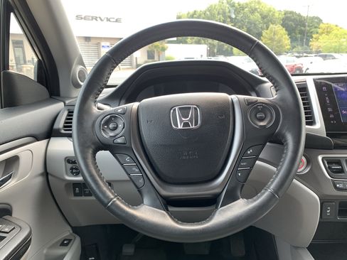 Used 2018 Honda Ridgeline RTL-T image 18