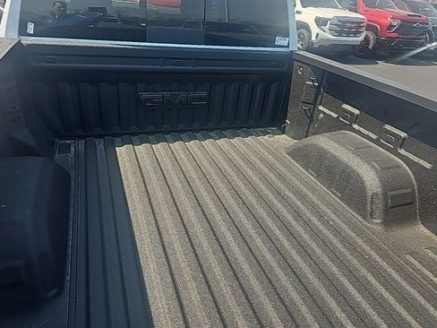 New 2026 GMC Sierra 1500 SLT w/ SLT Premium Plus Package AWD/4WD image 9