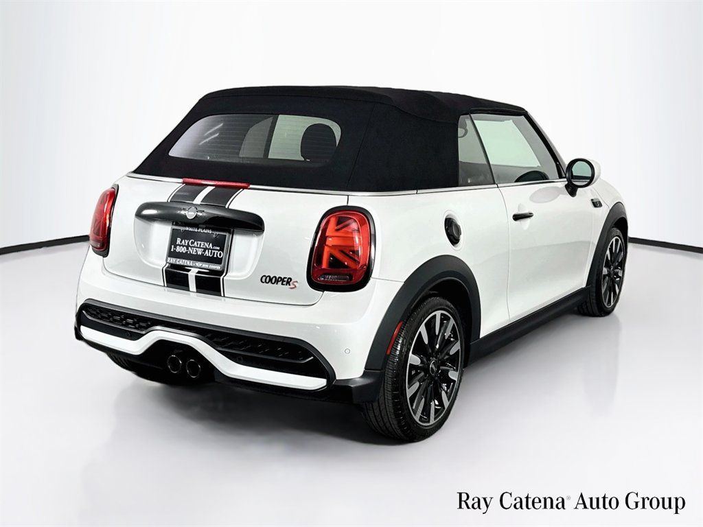 Used 2024 MINI Cooper S FWD image 7