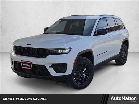 New 2025 Jeep Grand Cherokee Altitude image 1