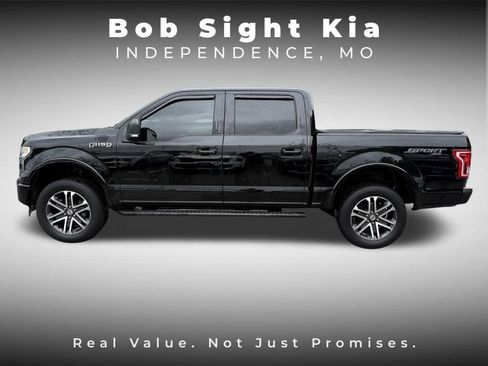 Used 2017 Ford F150 XLT w/ Equipment Group 302A Luxury AWD/4WD image 5