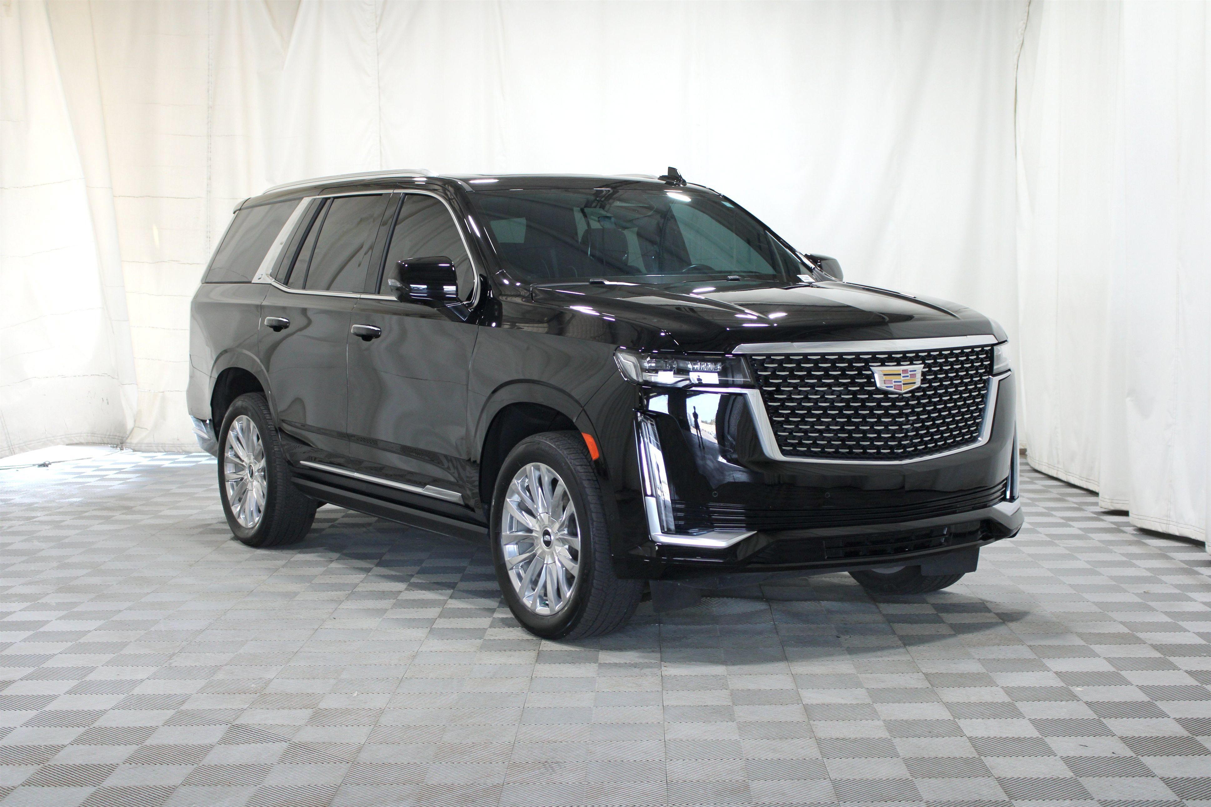 Certified 2024 Cadillac Escalade Premium Luxury w/ Performance Package AWD/4WD image 1