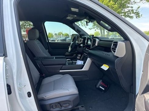 New 2026 Toyota Tundra SR5 AWD/4WD image 13