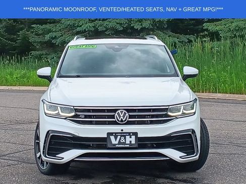 Used 2022 Volkswagen Tiguan SEL R-Line AWD/4WD image 32