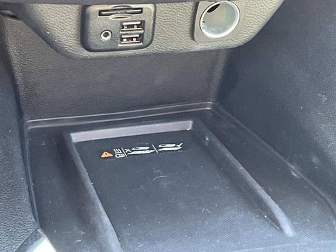 Used 2023 Chevrolet Traverse LT w/ LT Premium Package image 26