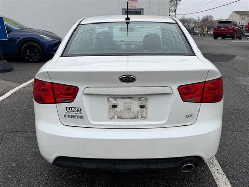 Used 2012 Kia Forte SX image 5