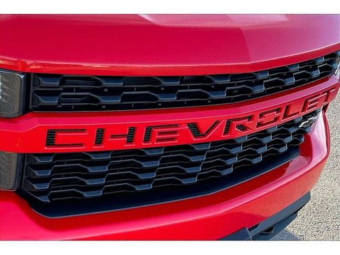 Used 2020 Chevrolet Silverado 1500 Custom w/ Custom Value Package image 32