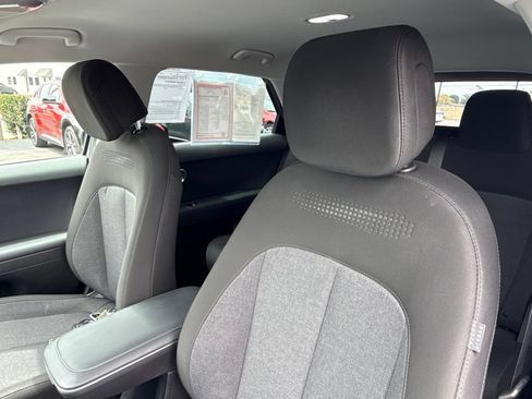 Used 2024 Hyundai Ioniq 5 SE RWD image 21