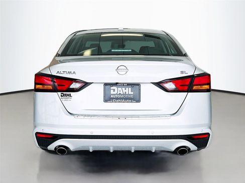 Used 2023 Nissan Altima 2.5 SL image 6