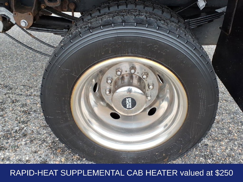 Used 2019 Ford F550 4x4 Regular Cab Super Duty w/ XL Value Package image 11