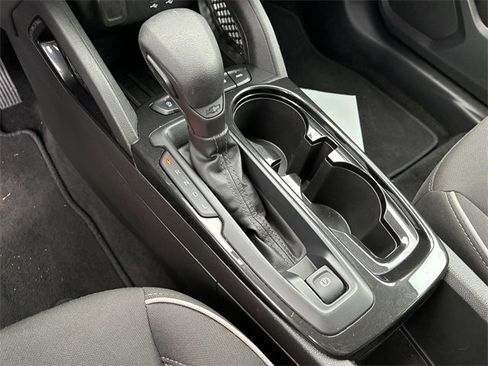 Used 2025 Chevrolet TrailBlazer LT image 28