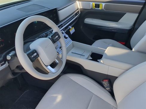 New 2026 Hyundai Santa Fe SE image 17