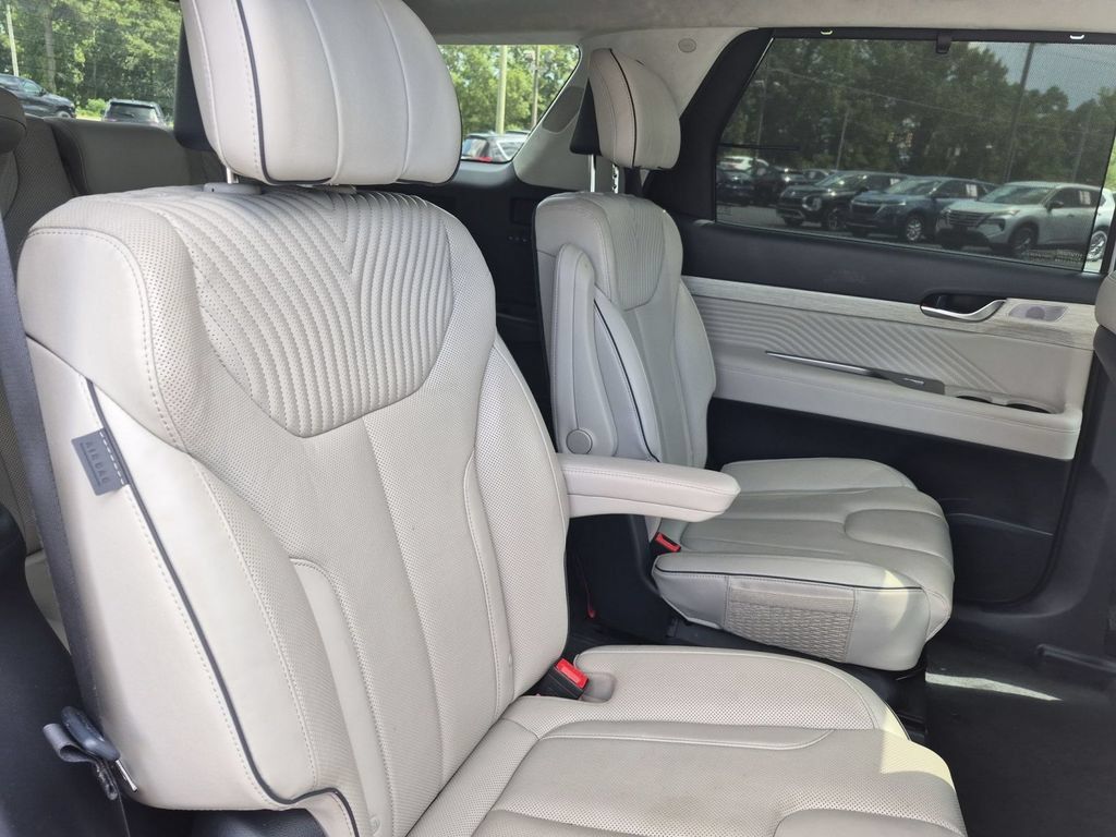 Used 2024 Hyundai Palisade Calligraphy AWD/4WD image 35