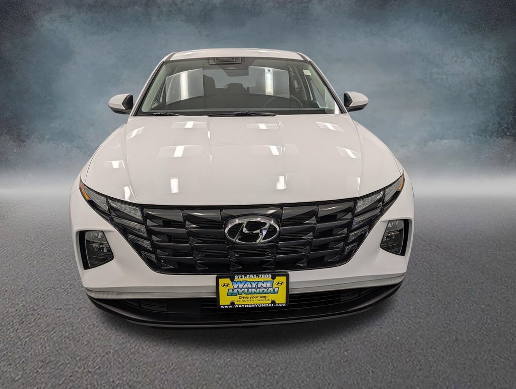 Used 2024 Hyundai Tucson SE AWD/4WD image 2