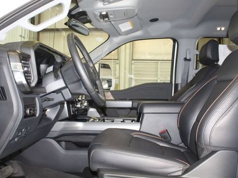 Used 2026 Ford F350 Lariat w/ Lariat Ultimate Package AWD/4WD image 10