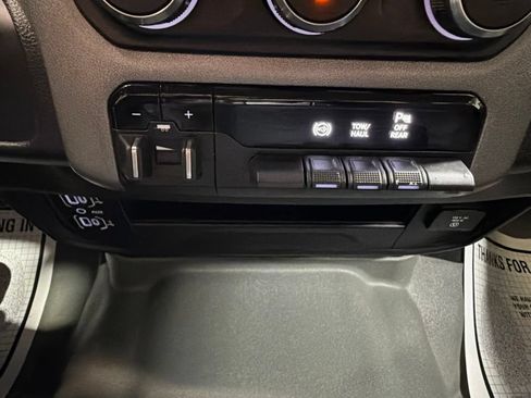 Used 2020 RAM 2500 Tradesman AWD/4WD image 30