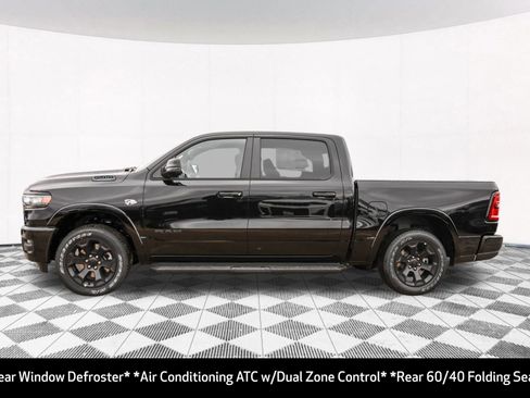 New 2026 RAM 1500 4x4 Crew Cab image 7