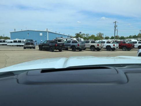 New 2026 GMC Sierra 2500 AT4 w/ AT4 Premium Plus Package AWD/4WD image 23