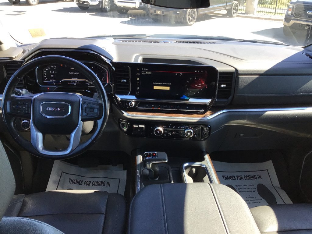 Used 2023 GMC Sierra 1500 Elevation w/ Elevation Premium Package AWD/4WD image 14