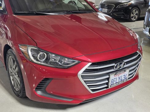 Used 2018 Hyundai Elantra SEL image 9