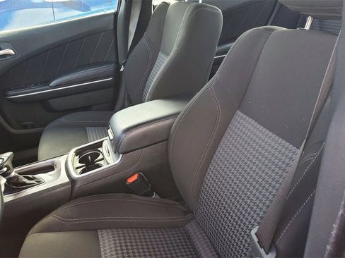 Used 2023 Dodge Charger SXT image 10