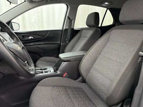 Used 2024 Chevrolet Equinox LT AWD/4WD image 9