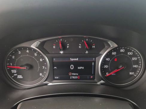 Used 2023 GMC Terrain SLT w/ Infotainment Package II FWD image 25