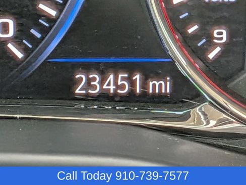 Used 2023 GMC Acadia Denali w/ Denali Ultimate Package FWD image 23