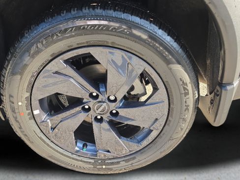 Certified 2026 Nissan Rogue SV FWD image 18